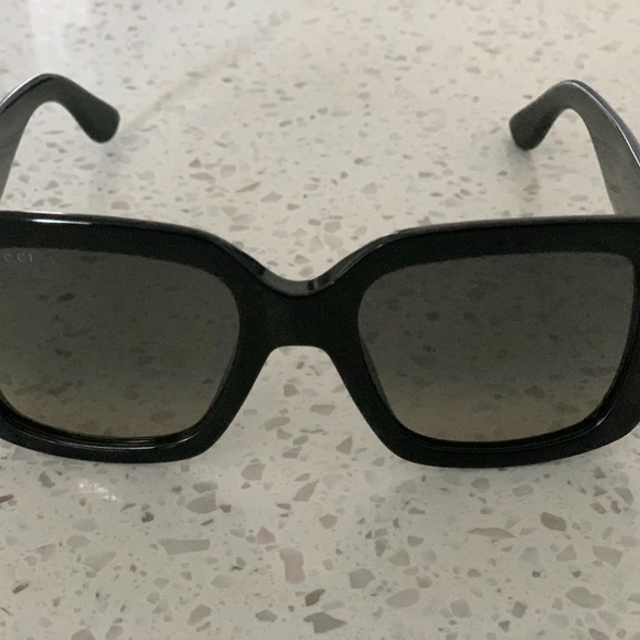 Gucci Polarized Sunglasses (GG0141S) main image 5